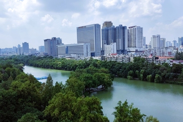 《环城公园》