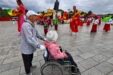 《同乐》