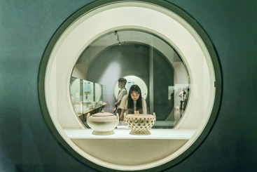 看展  