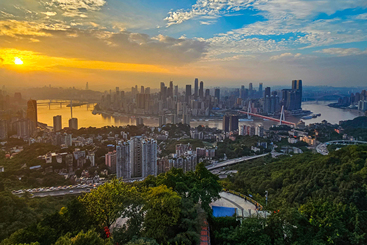 《山水之城》