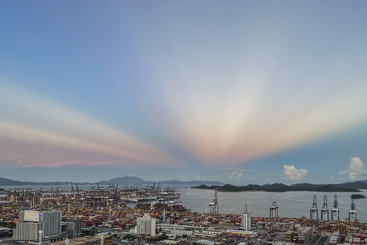 《盐田港晚霞》