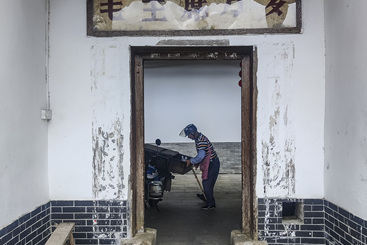 门庭影子