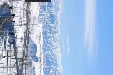 博达遥望雪山