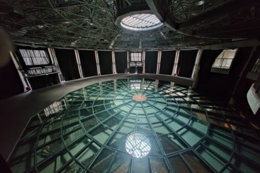 穹顶空间