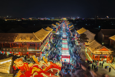 龙年古城夜