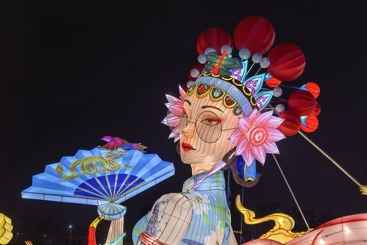 灯展上的花鼓戏