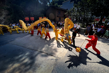 《庆丰收》