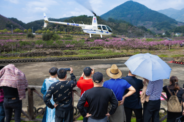 山村有了直升机