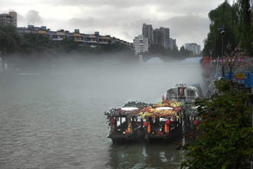 《锦江晨雾》
