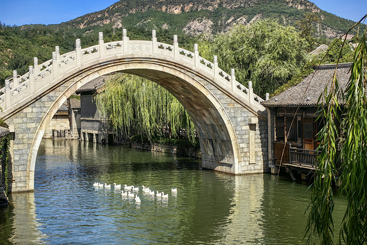 《青山绿水》