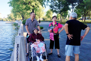 湖畔孝语