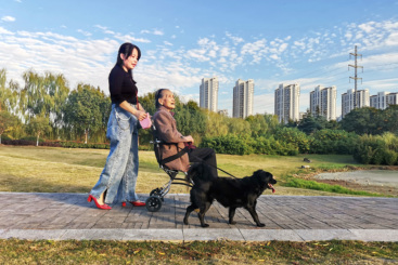 《陪伴》