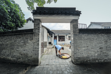 《农家小院》