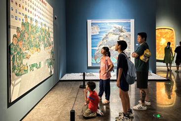 观展