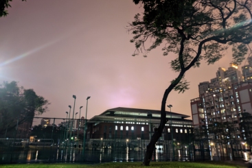 夜幕下的中山大学