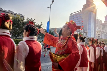 《财神爷来助阵》
