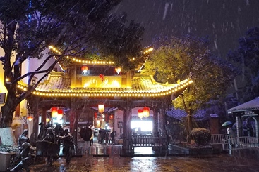 古街雪景