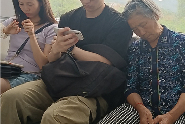 《靠山》