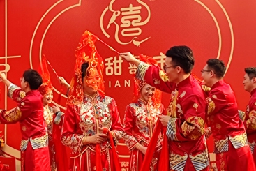 掀起你的盖头来