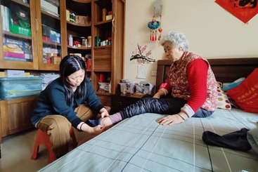 细心照料