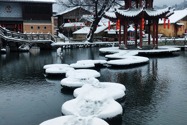 《瑞雪迎春》