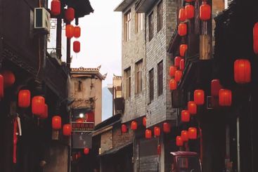 边城小街