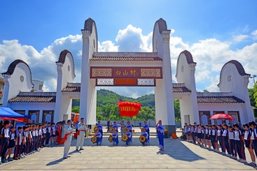 《​客家山歌唱响新时代》