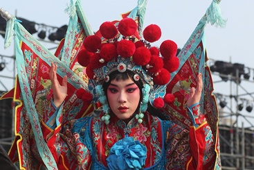 上场前  陈庆勃 157****8478 拍摄地 秦皇岛
