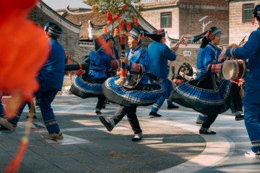 瑶族长鼓迎新春