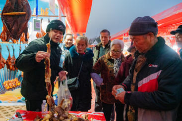 《买年货，迎新春》