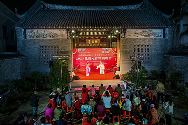 《古祠粤剧》