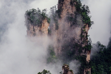 《烟雨风云》