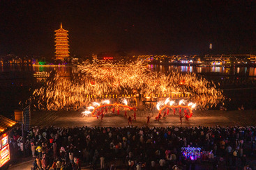 花火铜官闹新年