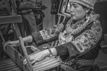 《传统手工织》