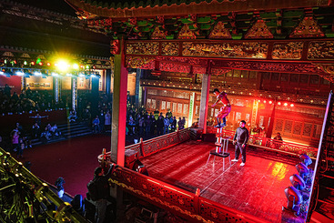 杂技表演