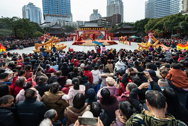 《元宵盛景.龙狮共舞》