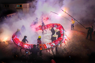 炸龙祈福