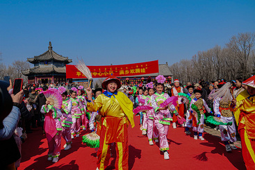 【满乡欢乐娃】