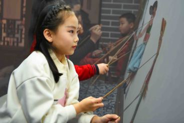 《我爱皮影戏》