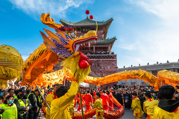 《舞龙》