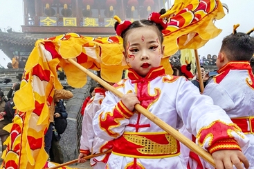 小龙人