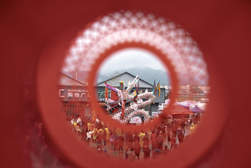 《龙灯》