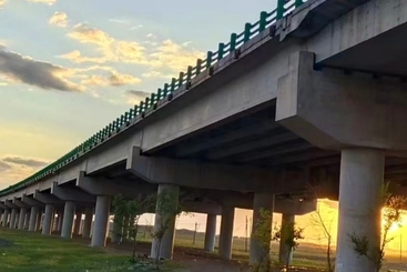 草原天路