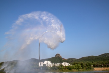 《空中漫步》