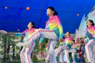 《活力身影》