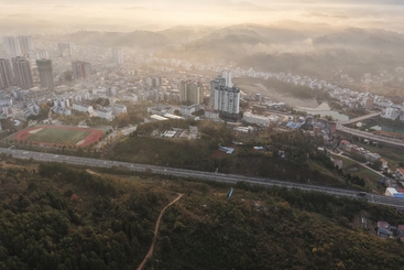 岑巩朝阳