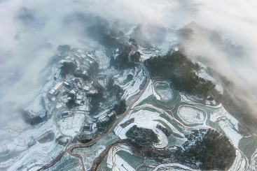 冬日的苗岭村
