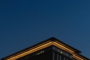 夏日晚晴天