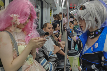 地铁里的cosplay