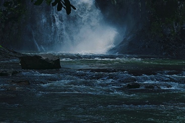 潺潺流水